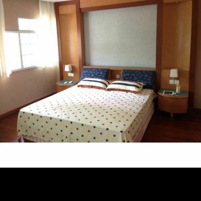 (Category: ) located in . Submitted by vincent1963 (Listing ID 77501765, Image 1). Description: .