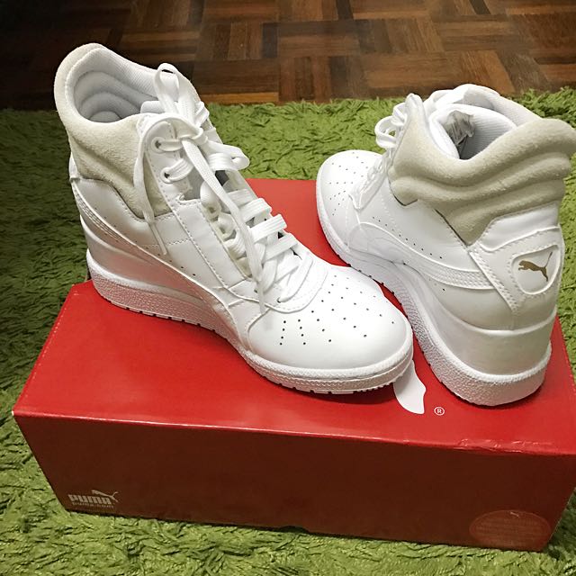 puma wedge sneakers size 10