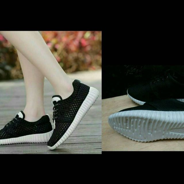Sepatu Adidas Yeezy Women S Fashion Women S Shoes On Carousell