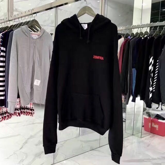vetements zemfira hoodie