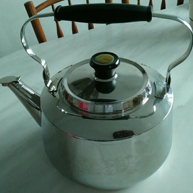 RESERVED 7 Litre Japanese Stainless Steel Kettle, TV & Home Appliances