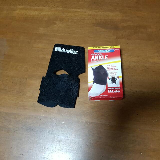 Ankle Support (Category: Toning & Stretching Accessories) located in Singapore. Submitted by unuse (Listing ID 77690901, Image 1). Description: Adjustable one size fits Left or Right Ankle supoort. Ideal for sore or weak,sprained or strained ankles. Cross strap design for secure fit. Made from Latex Free Materials from MUELLER.