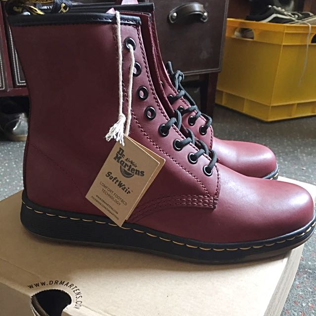 Dr martens shop newton boots nz