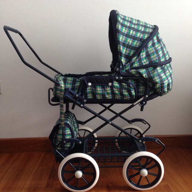 vintage style dolls pram