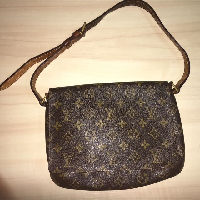 Original LV Bags, Luxury, Bags & Wallets on Carousell