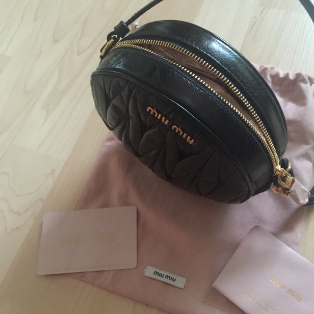 Miu Miu Matelasse Round Bag