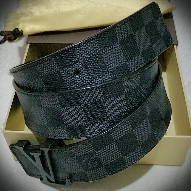 AUTHENTIC Louis Vuitton Initiales 20mm Belt, Luxury, Accessories on  Carousell