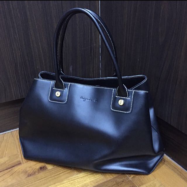 Agnes B. VOYAGE Black leather Bag