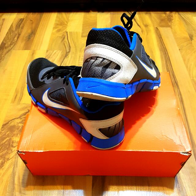 nike flex show tr2