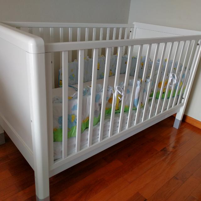 Pali Italian Design Built Baby Cot, Babies & Kids on Carousell