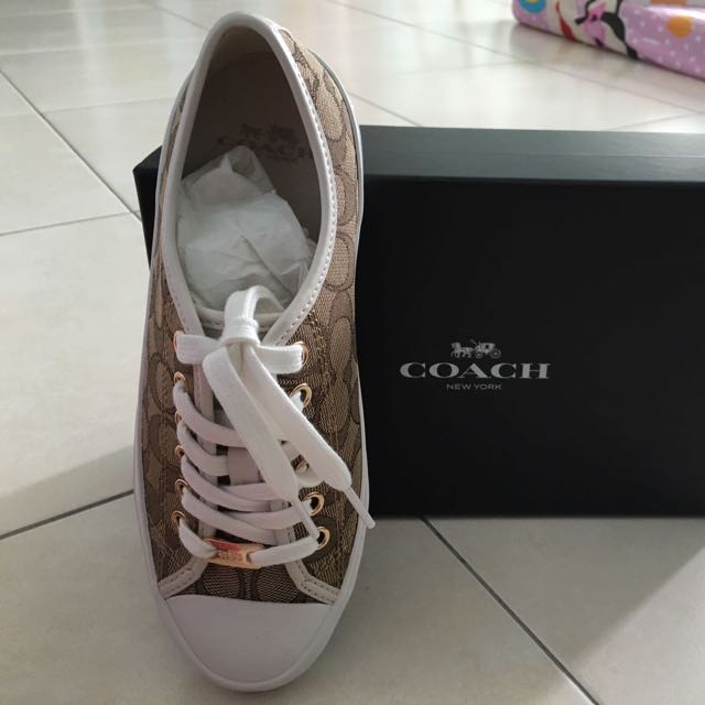 Coach, Women's Fashion, Footwear, Loafers on Carousell