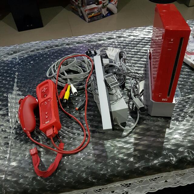 Nintendo Wii Console (Red Limited Edition), Video Gaming, Video Game
