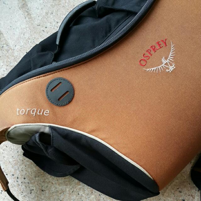 Osprey Torque Courier Bag, Men's Fashion, Bags, Belt bags, Clutches and