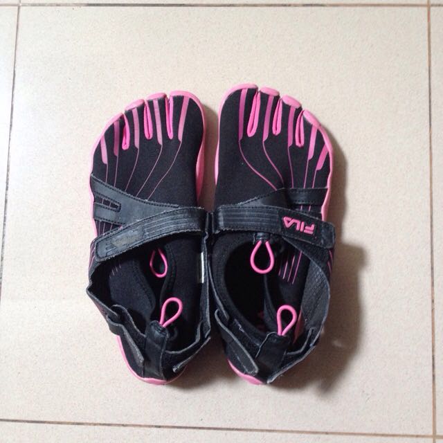 Jual fila skele toes shop