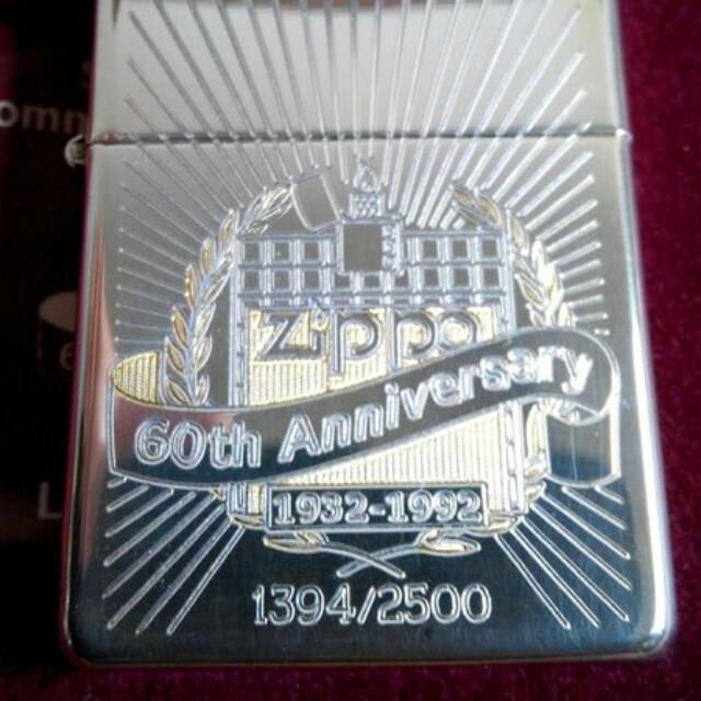 全新zippo 60週年 60th Anniversary 純銀 Logo 鍍24k金 打火機 古董收藏 收藏品在旋轉拍賣