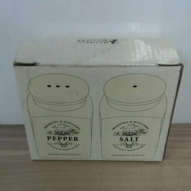 Maxwell & Williams Salt & Pepper, TV & Home Appliances, Kitchen