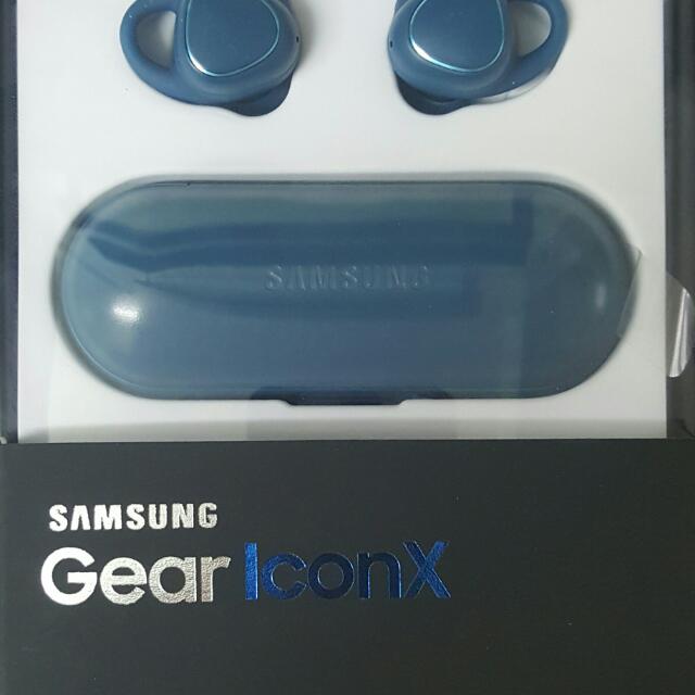 Selling a Pair Of Gear IconX