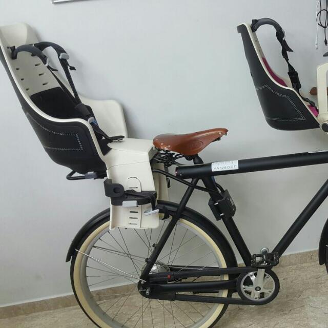 Vanmoof with child seat store