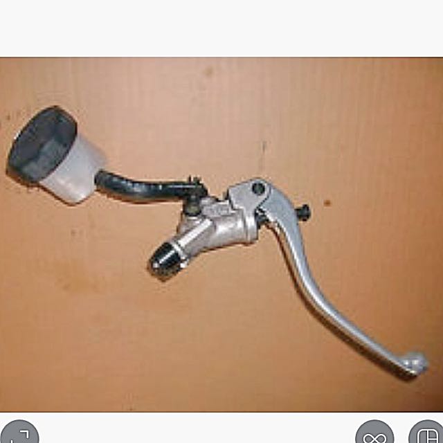 Yamaha R6 Front Brake Master Cylinder, Car Accessories on Carousell