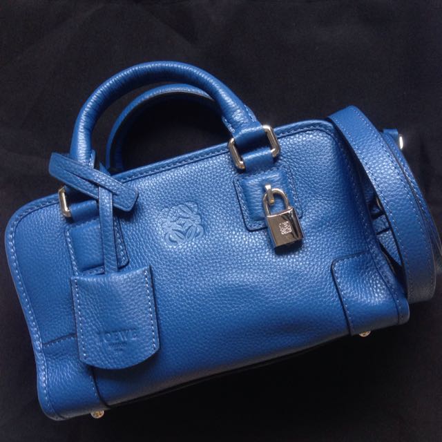 loewe blue bag