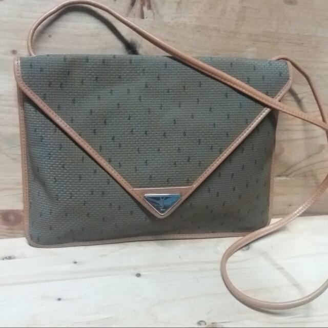 Ysl vintage cheap sling bag