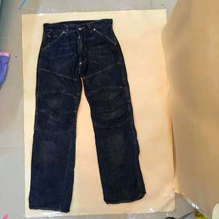 LEVIS 牛仔褲