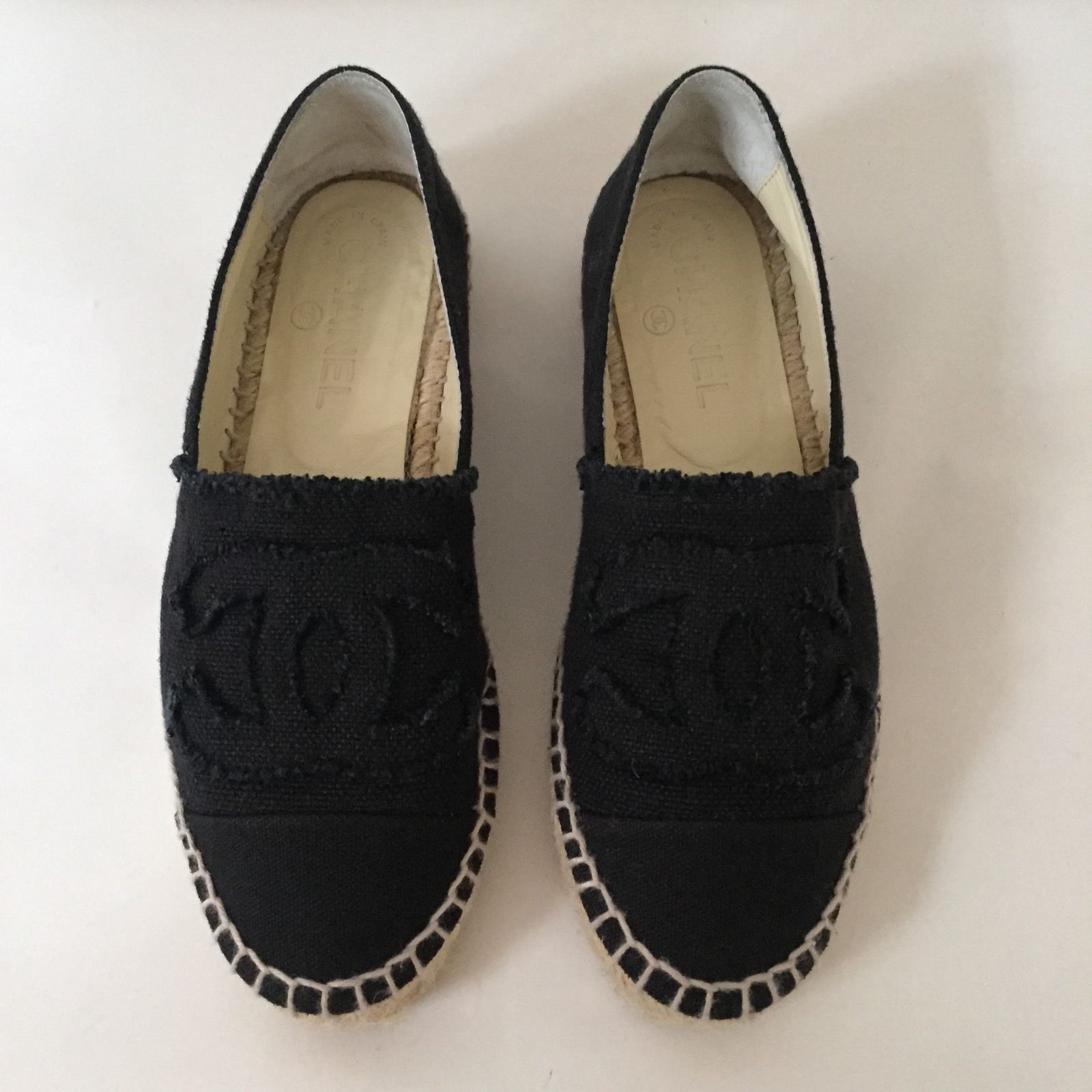 Chanel espadrilles black store canvas