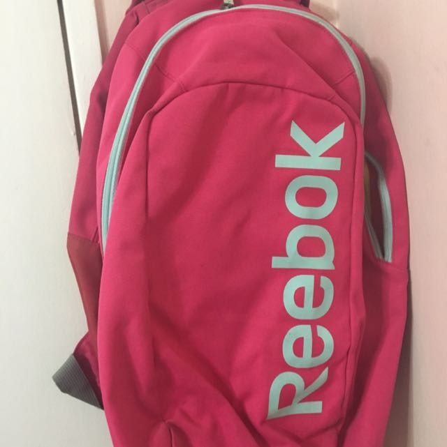 Reebok Pink Bag, Sports, Sports Apparel 