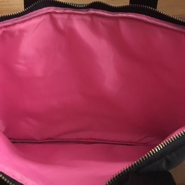 Victoria Secret Laptop Bag, Women's Fashion, Bags & Wallets, Crossbody