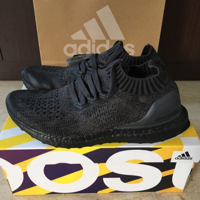 Adidas ultra boost uncaged blackout 2025