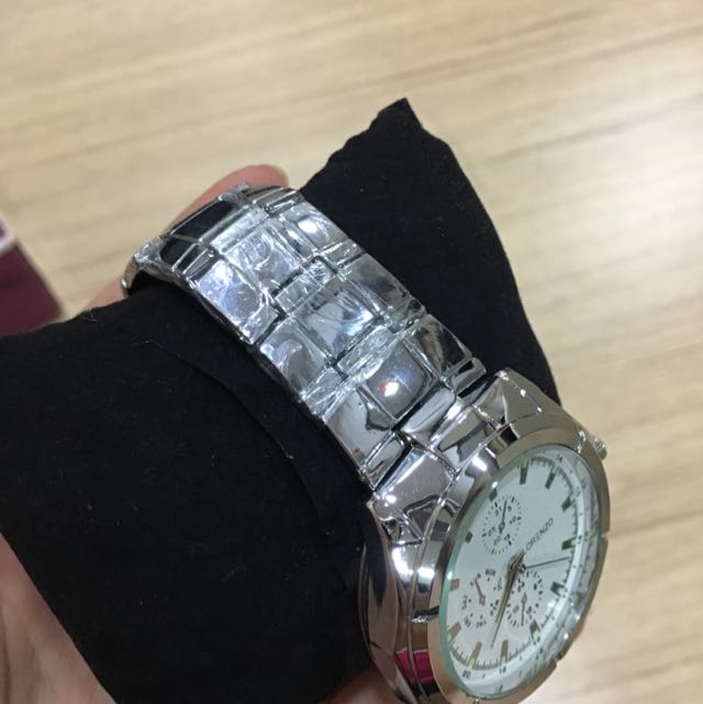 Lorenzo hot sale watch price