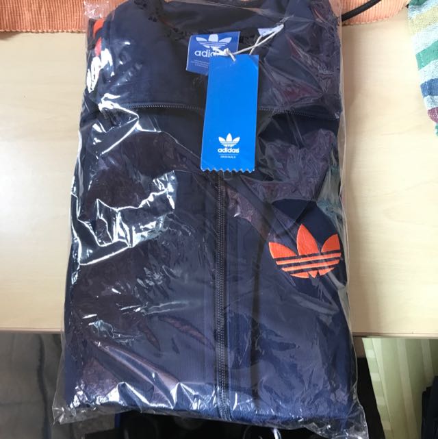 Adidas Jacket Dark Blue (S), Men's Fashion, Activewear on Carousell