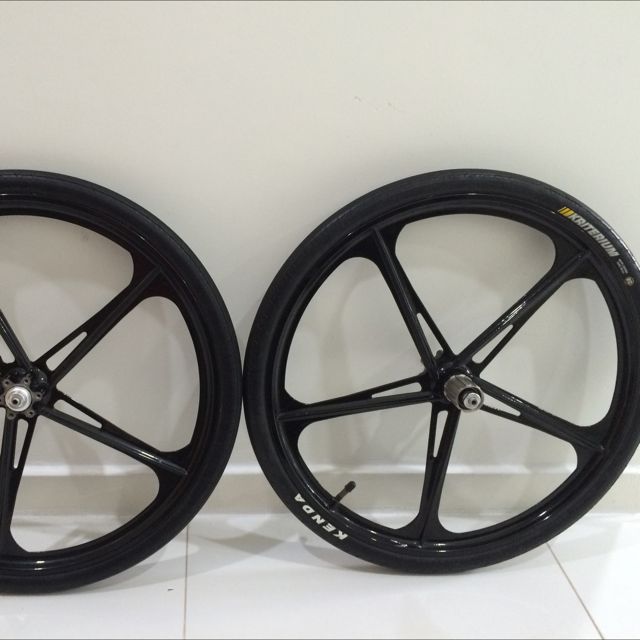 magnesium bicycle wheels