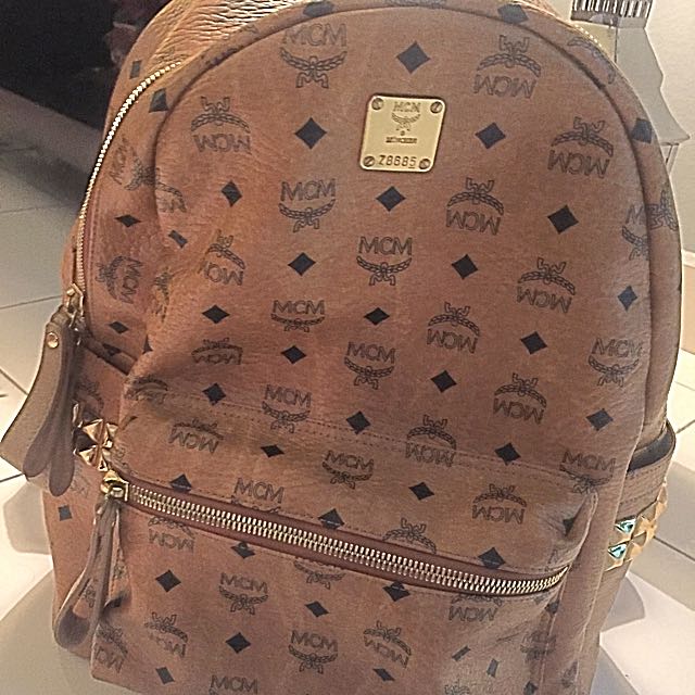 Authentic MCM Backpack (Category: Bags & Wallets) located in Kuala Lumpur. Submitted by prelovedfie (Listing ID 78872397, Image 1). Description: .