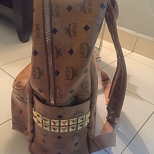 Authentic MCM Backpack (Category: Bags & Wallets) located in Kuala Lumpur. Submitted by prelovedfie (Listing ID 78872397, Image 3). Description: .