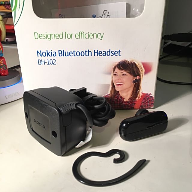 kool Terugbetaling Genre Nokia Bluetooth Headset BH-102, Mobile Phones & Gadgets, Mobile & Gadget  Accessories, Chargers & Cables on Carousell