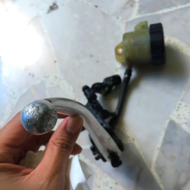 Yamaha R6 Front Brake Master Cylinder, Car Accessories on Carousell