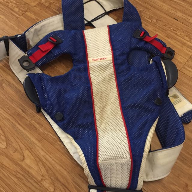 baby bjorn carrier blue