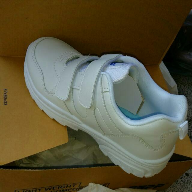 girls white velcro shoes
