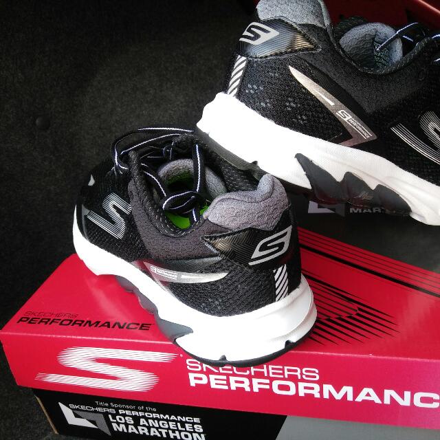 Skechers strada 2025 2