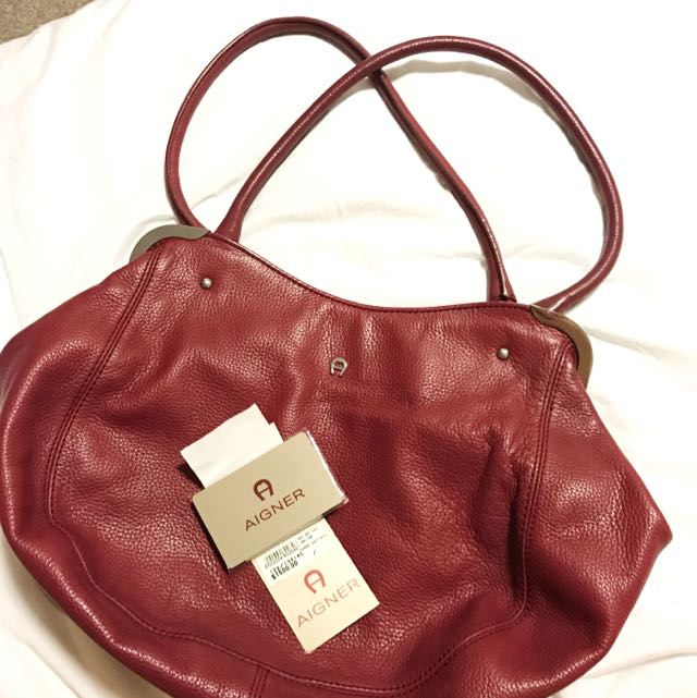 Aigner city outlet bag