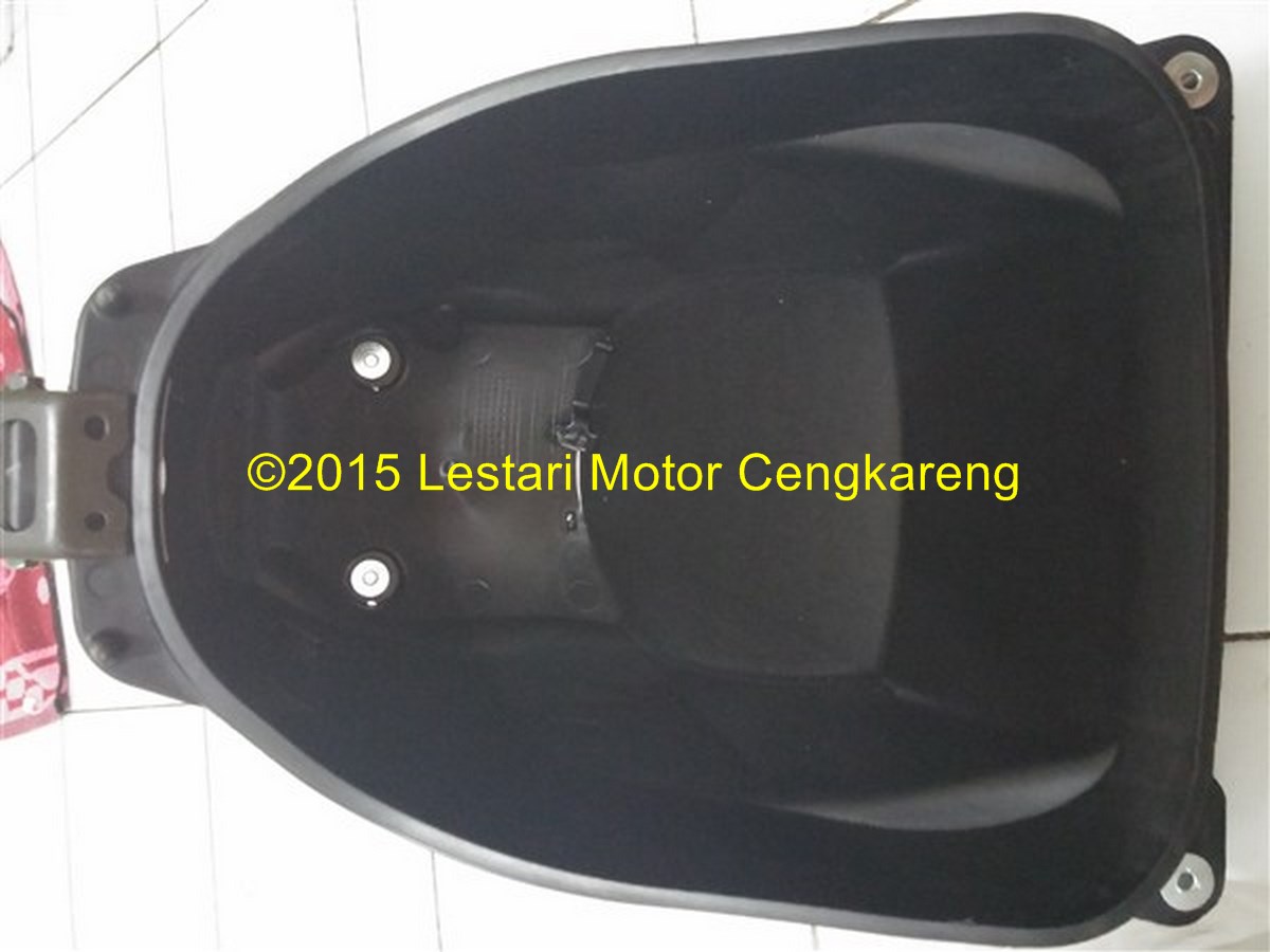 Box Helm Bagasi Supra X 125 Helm In Kyz Orisinil Honda Motorbikes