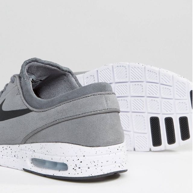 grey & black stefan janoski max trainers