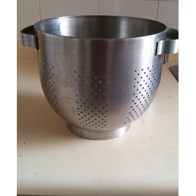 large stainless steel colander