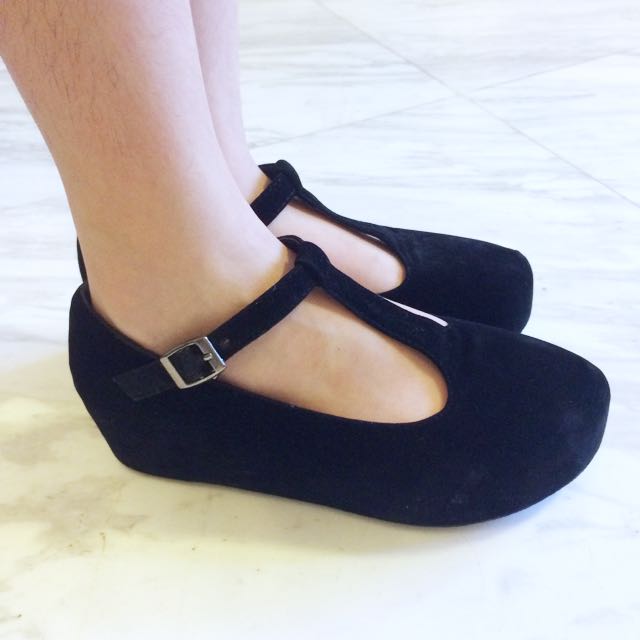 Instock] Mary Jane T-Bar Shoes, Women'S Fashion, Footwear, Shoe Inserts On  Carousell