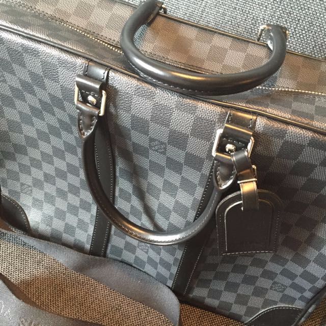 LV PORTE-DOCUMENT VOYAGE PM, Luxury, Bags & Wallets on Carousell