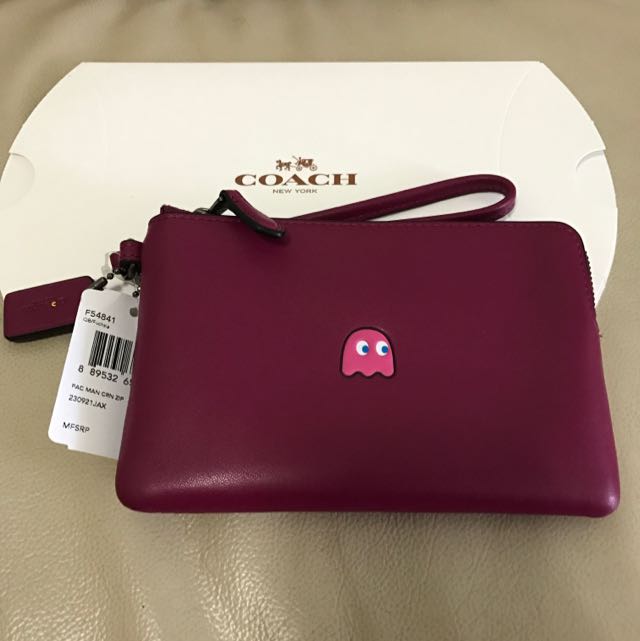 Coach pac best sale man wristlet