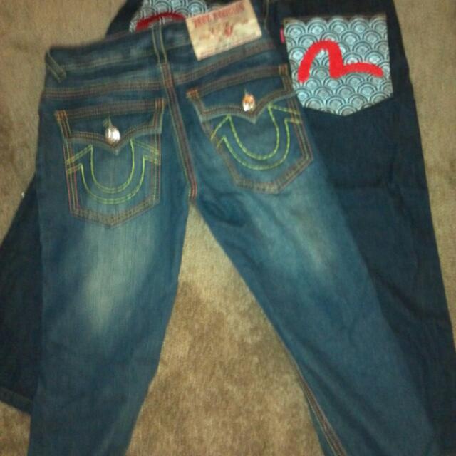True religion jeans size 34. Size 32 