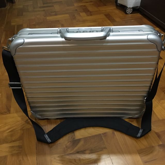 rimowa attache