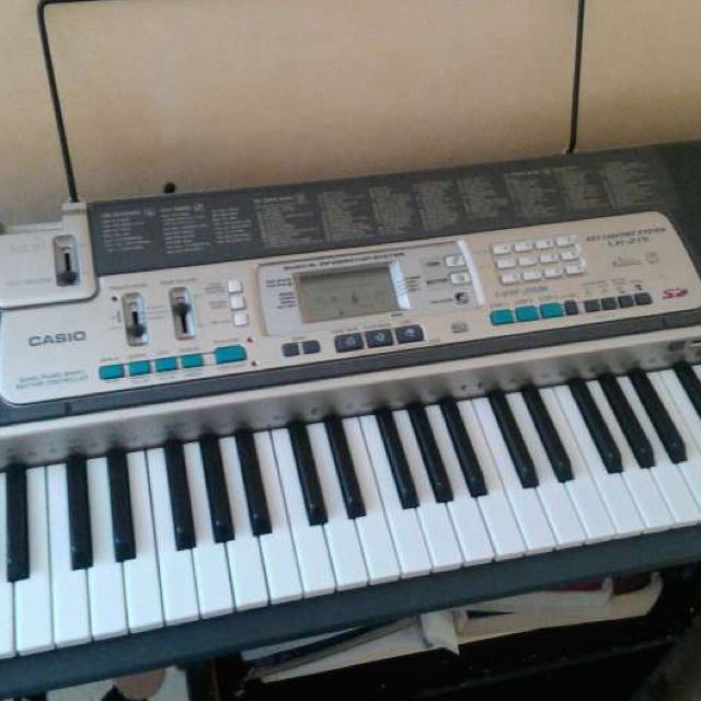 Casio LK 215 Key Lighting Digital Keyboard